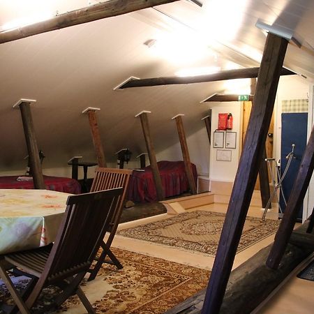 Kartano Hostel Kokemäki Buitenkant foto