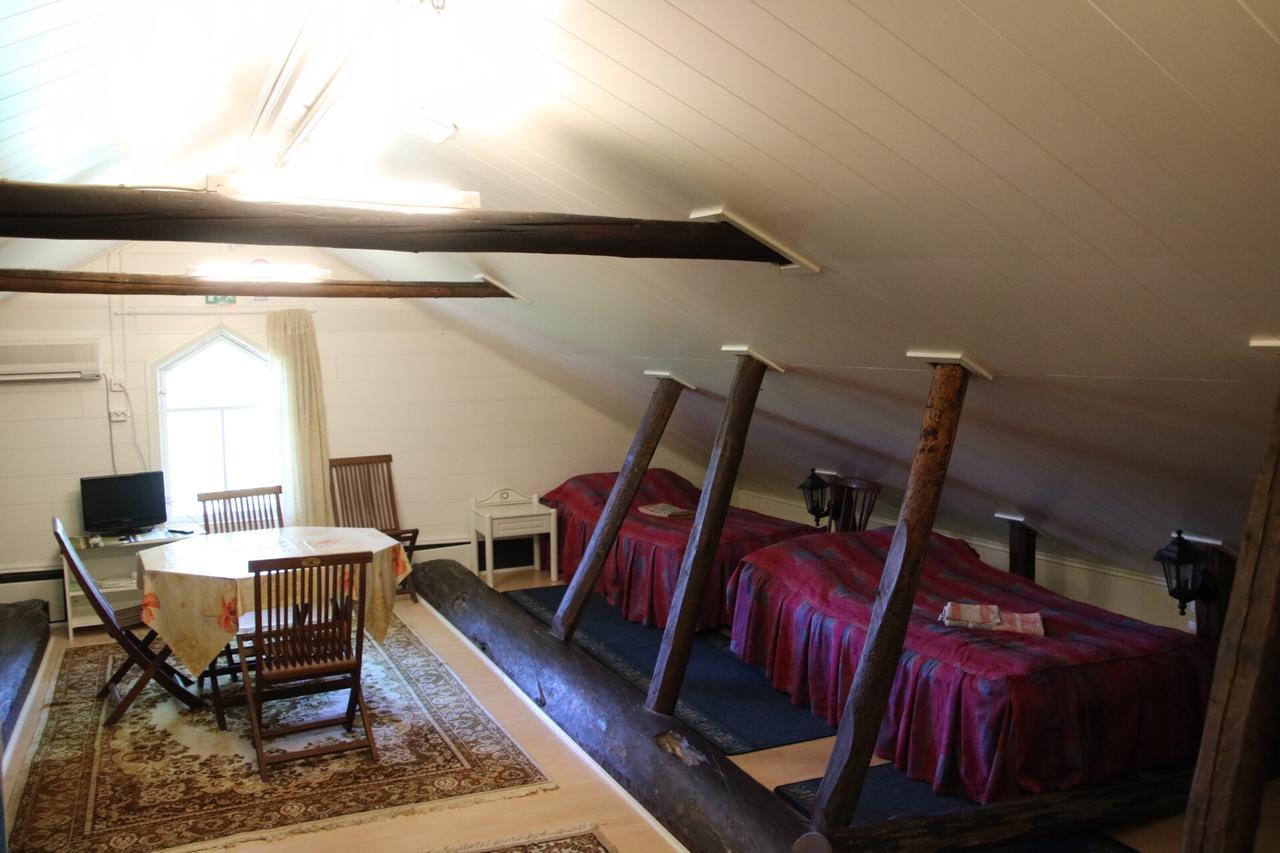 Kartano Hostel Kokemäki Buitenkant foto